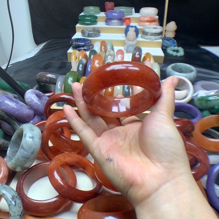 未镶嵌手镯石英质玉9**菲