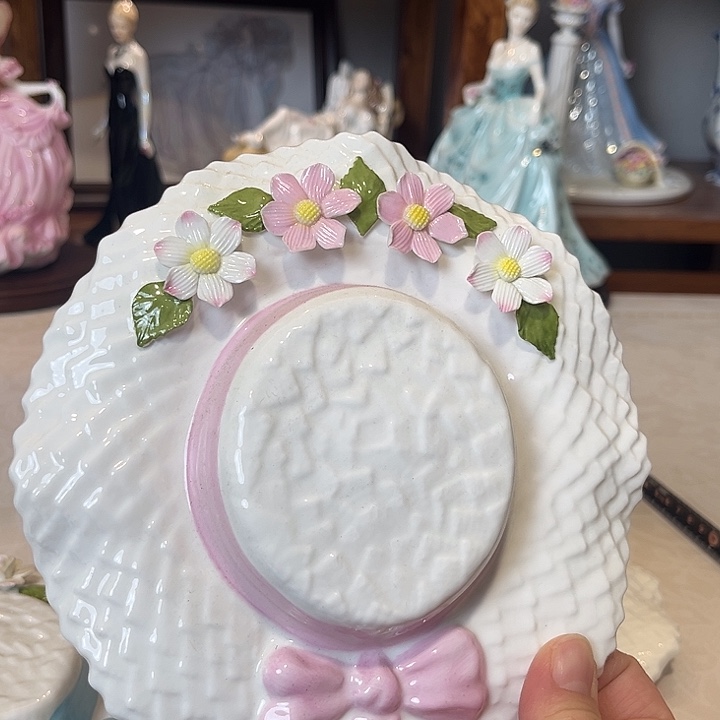 杯欧洲中古瓷器摆件