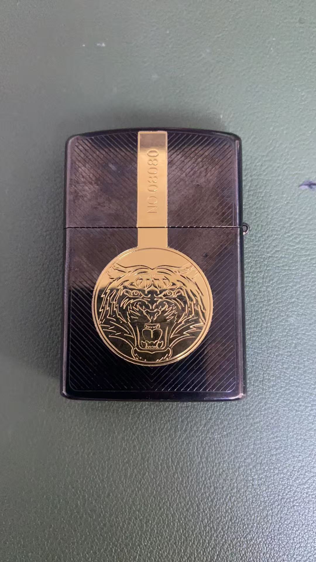 佐罗黑冰虎煤油打火机