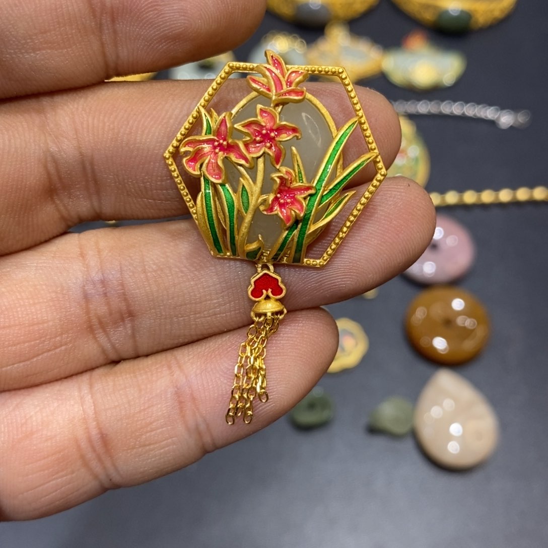 和田玉颈饰银S925镀金镶嵌