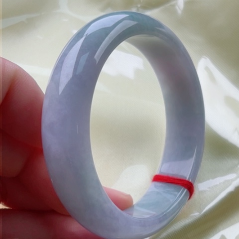 翡翠手镯未镶嵌正55.8打灯有细纹