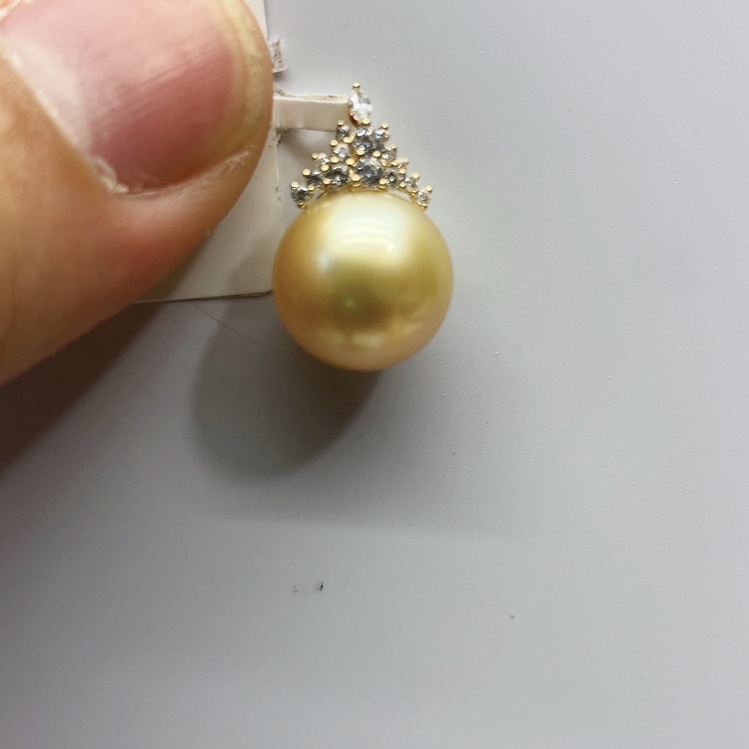 海水珍珠18K金镶嵌颈饰
