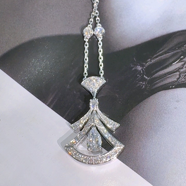 实验室培育钻石PT950铂金大水滴裙子项链