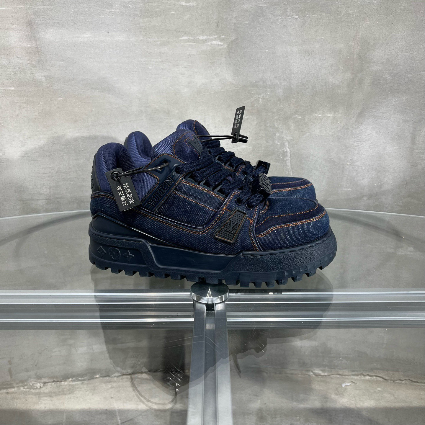 99新 LouisVuitton/路易威登 Maxi 深蓝牛仔胖丁 37码 DY12773
