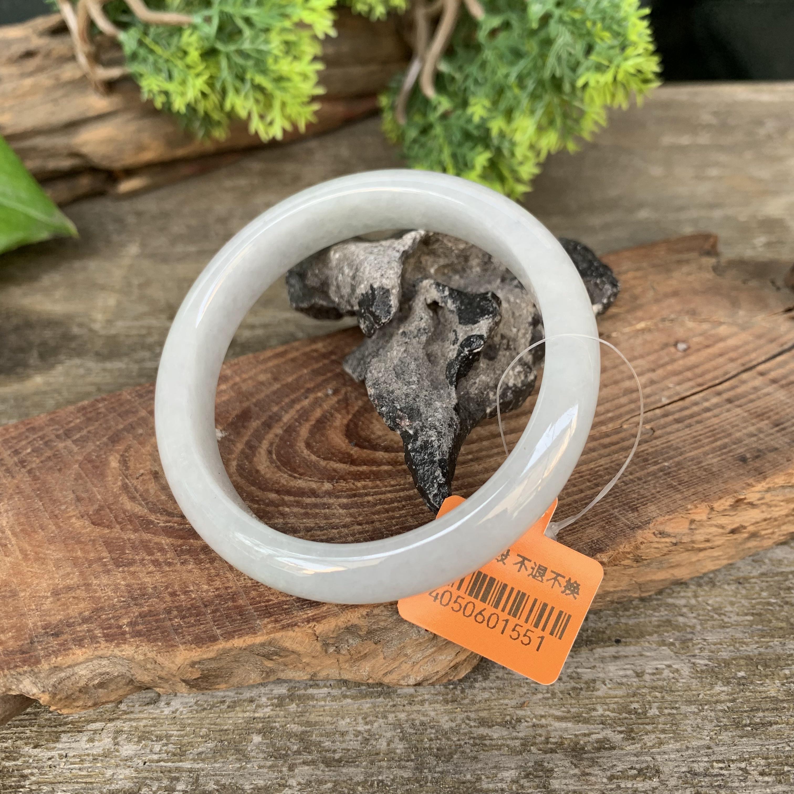 翡翠手镯55天然A货翡翠手镯翡翠平安镯1551美人镯翡翠天然手镯