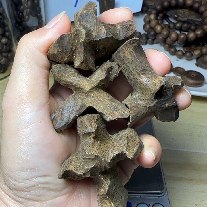 木塘结十字架老料51克