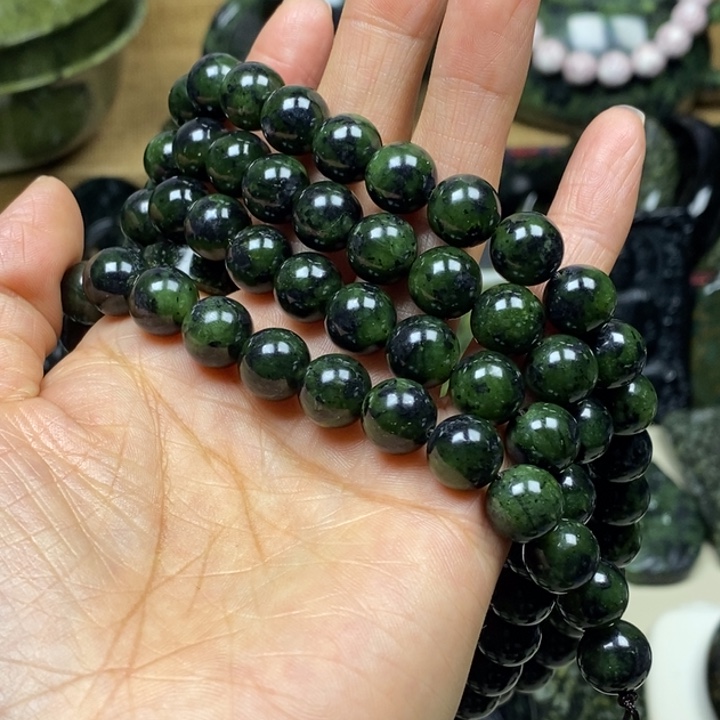 张***Z蛇纹石玉未镶嵌项链药王石10毫米108颗