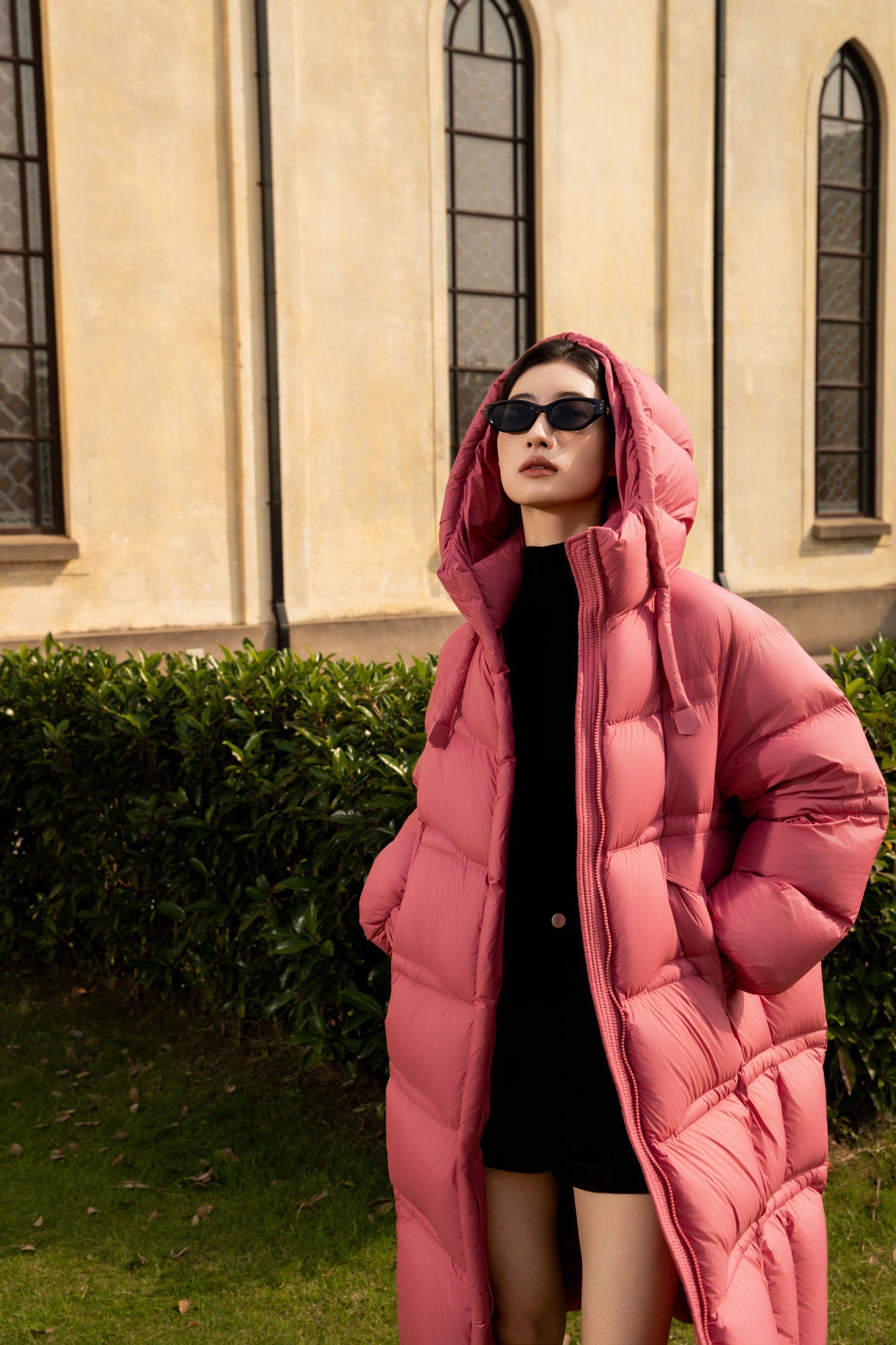 2025新款95绒羽绒服时尚女士连帽加厚5209