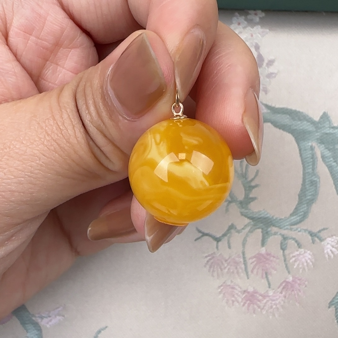 蜜蜡吊坠(不含链)18K金镶嵌