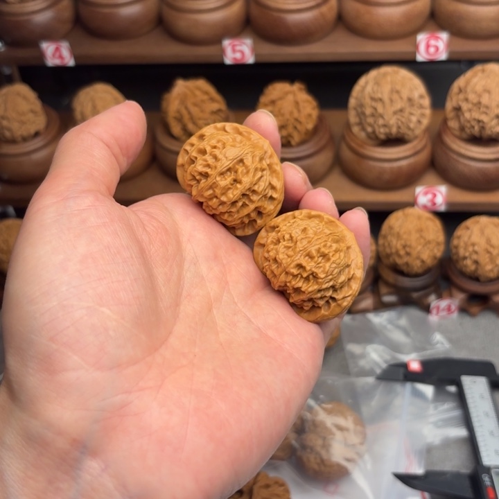 吊坠文玩核桃宫灯精修17