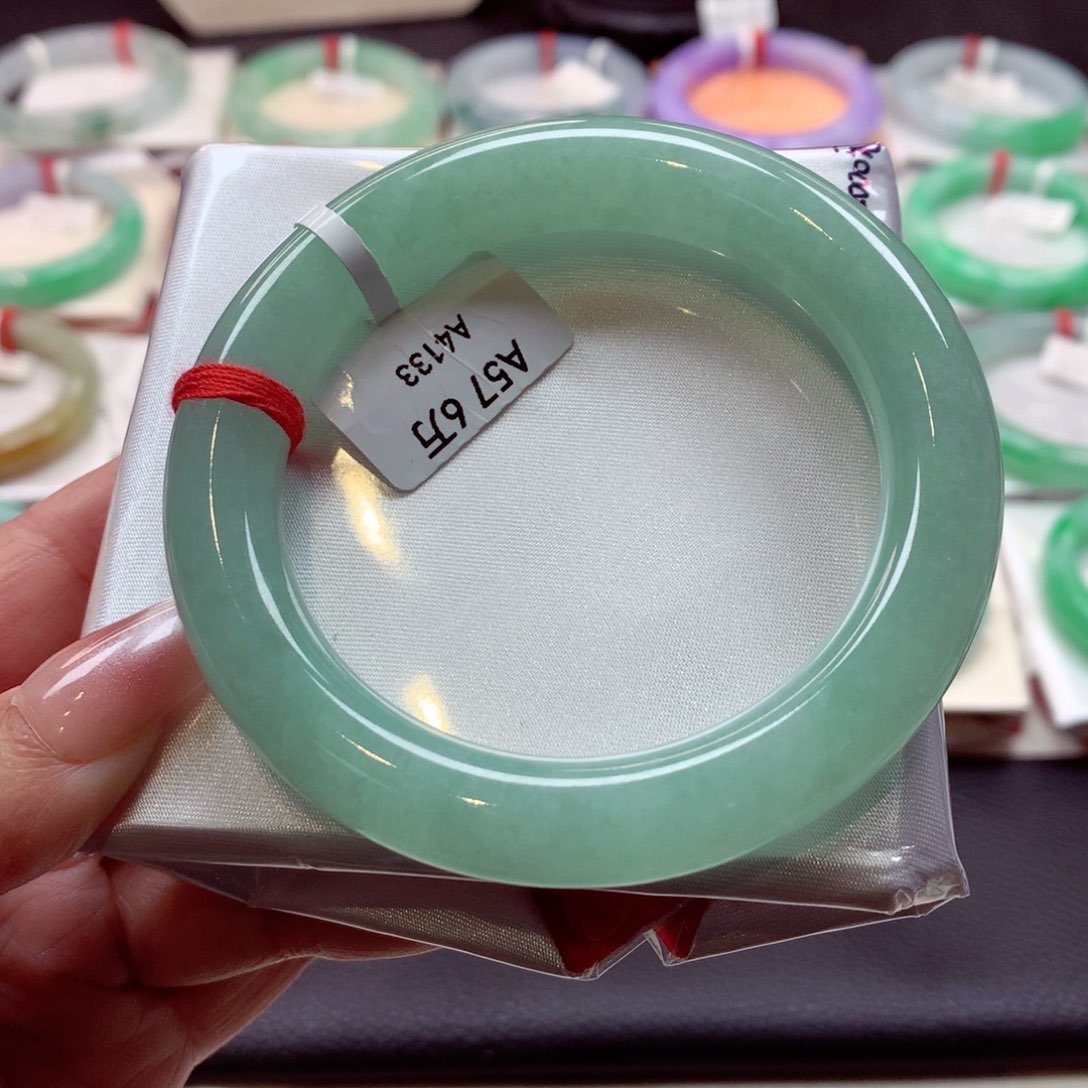 翡翠手镯未镶嵌圆条57（33号）89