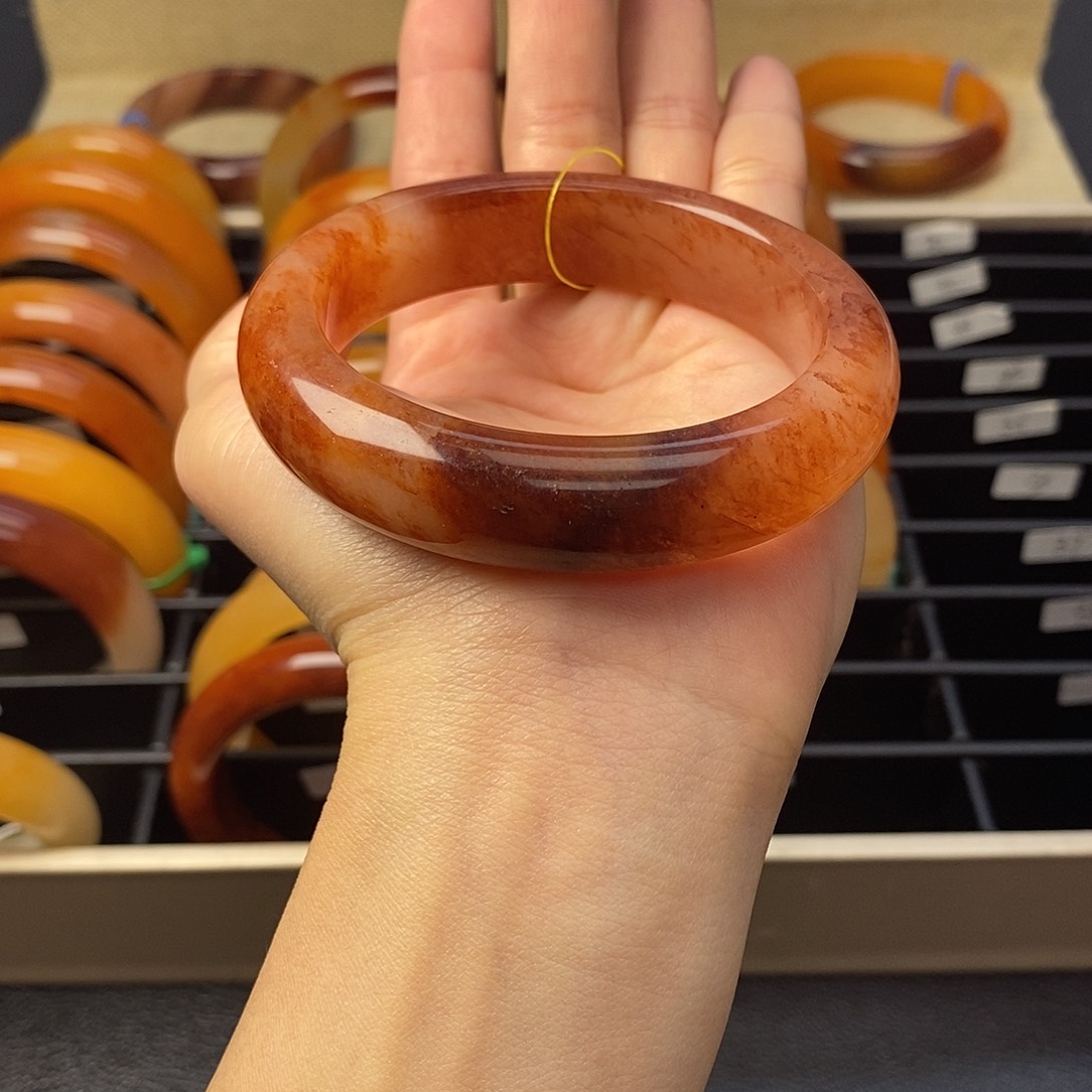 非金属无玫瑰红茶冰飘花，56.8圈口，28号