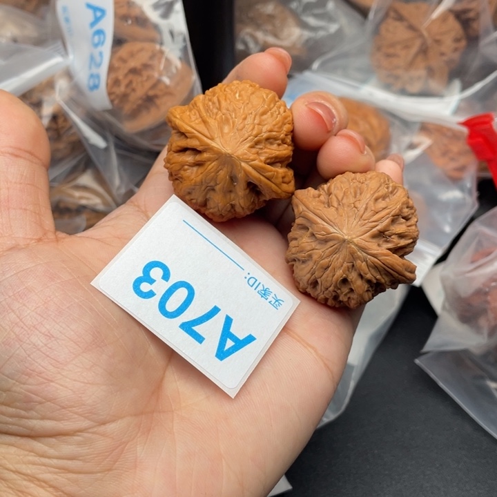 吊坠文玩核桃核桃