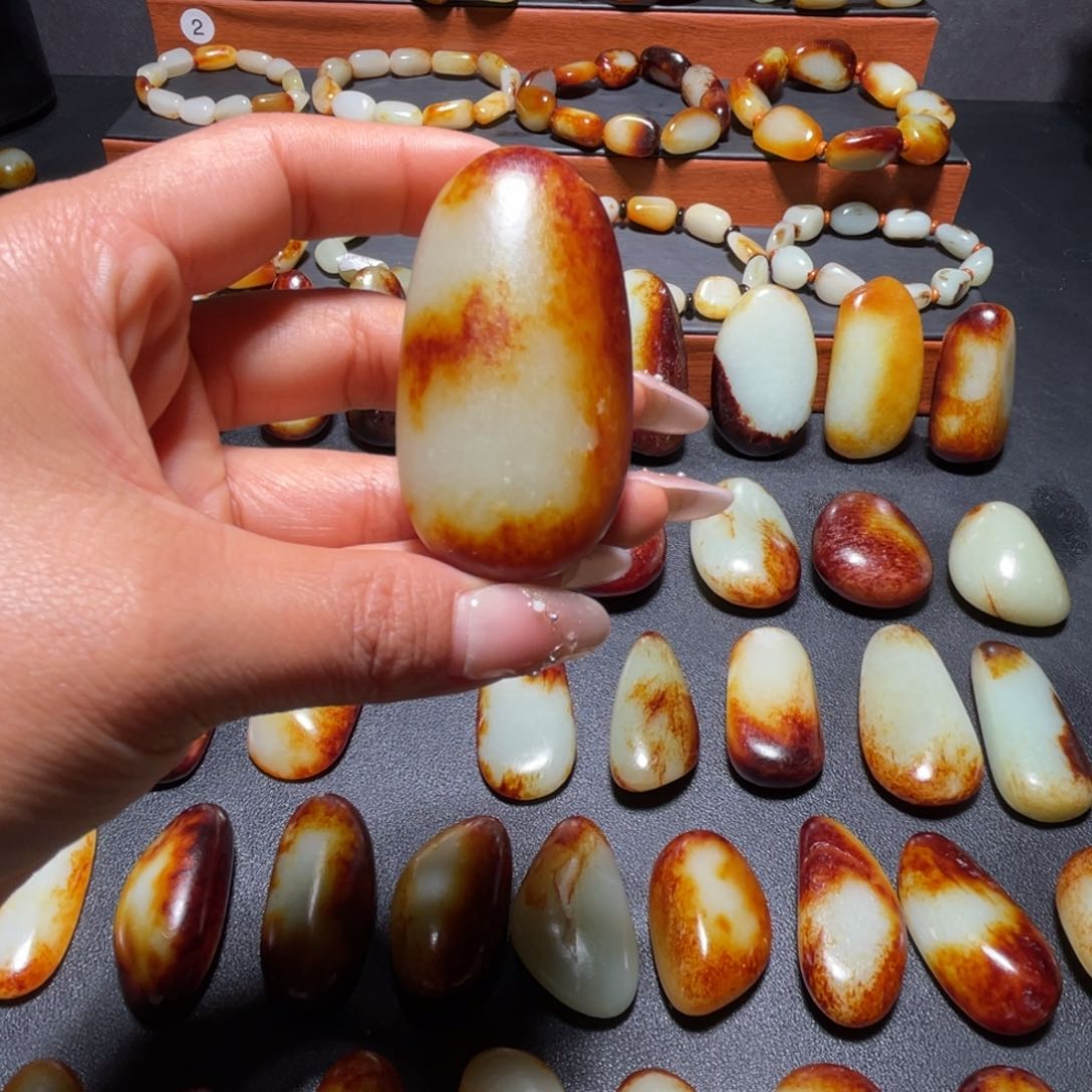 颈饰未镶嵌和田玉一****@