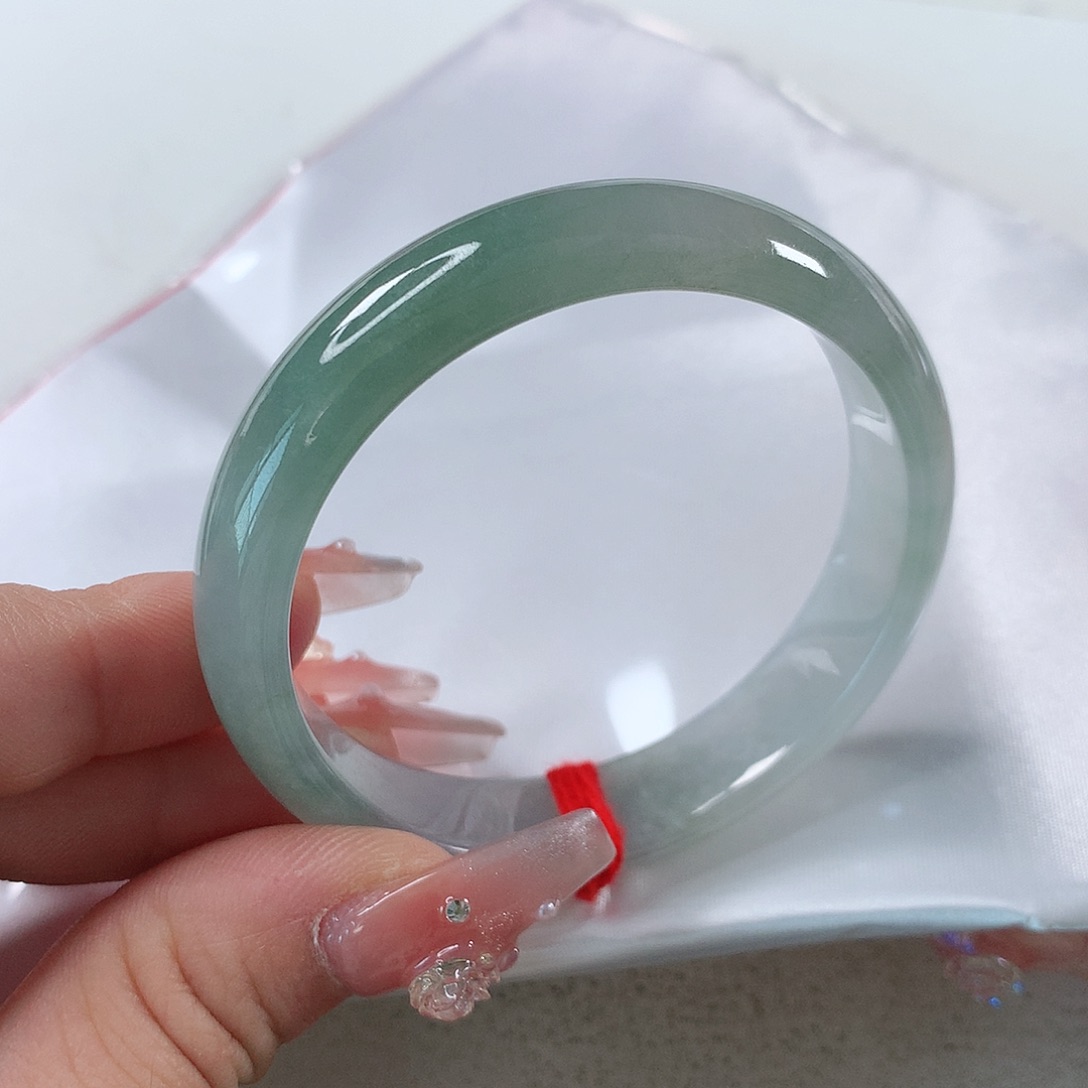 翡翠手镯未镶嵌 ①②①