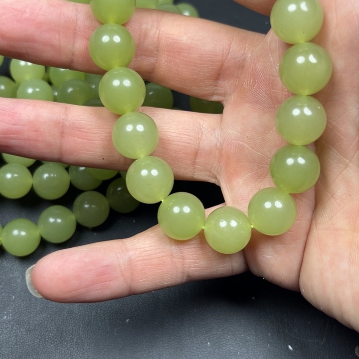 翱***翔和田玉未镶嵌车挂