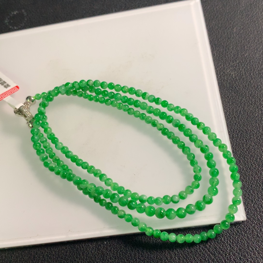 翡翠未镶嵌颈饰项链