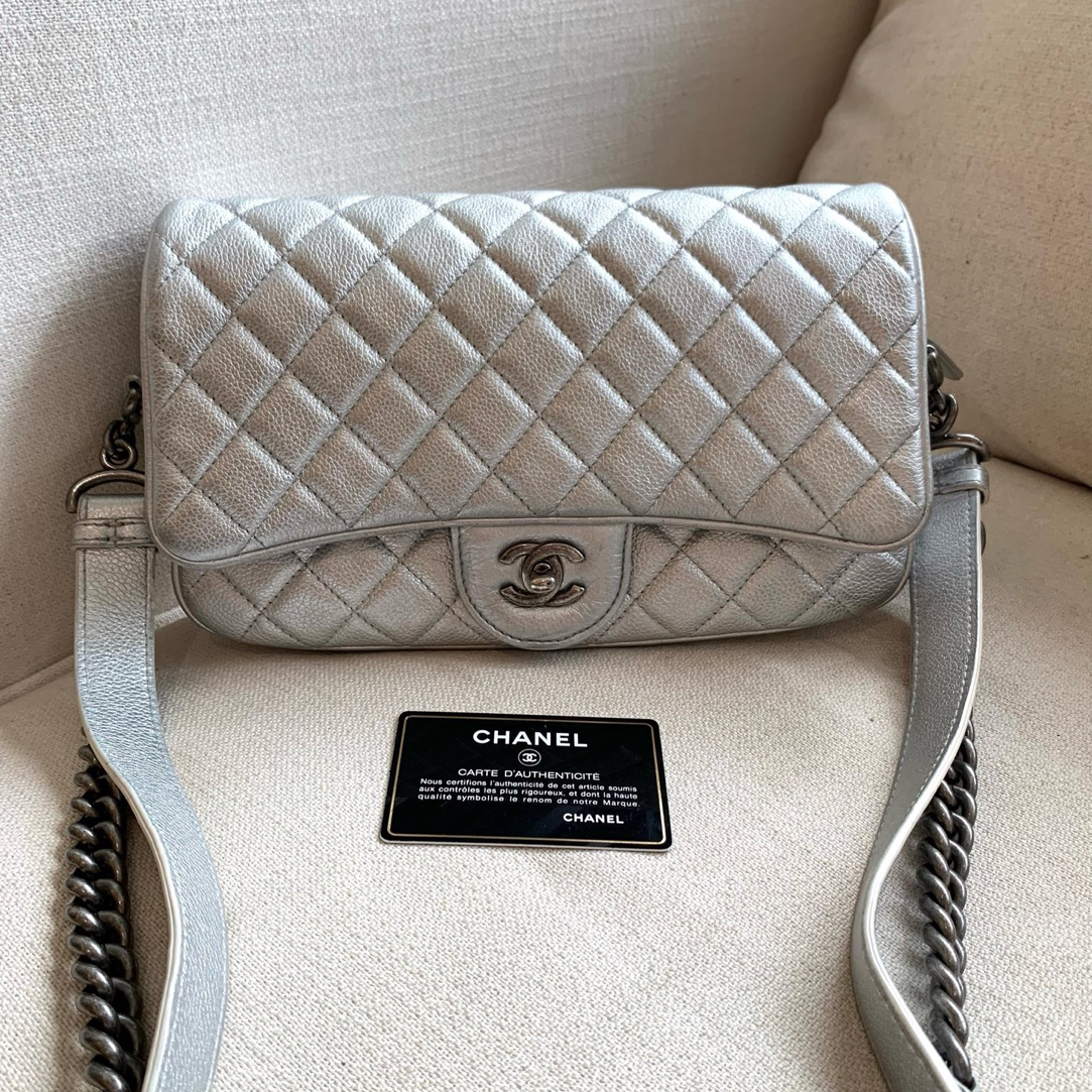 95新 Chanel/香奈儿 95新-太空银色宽肩带cf机场包滚边翻盖链条包