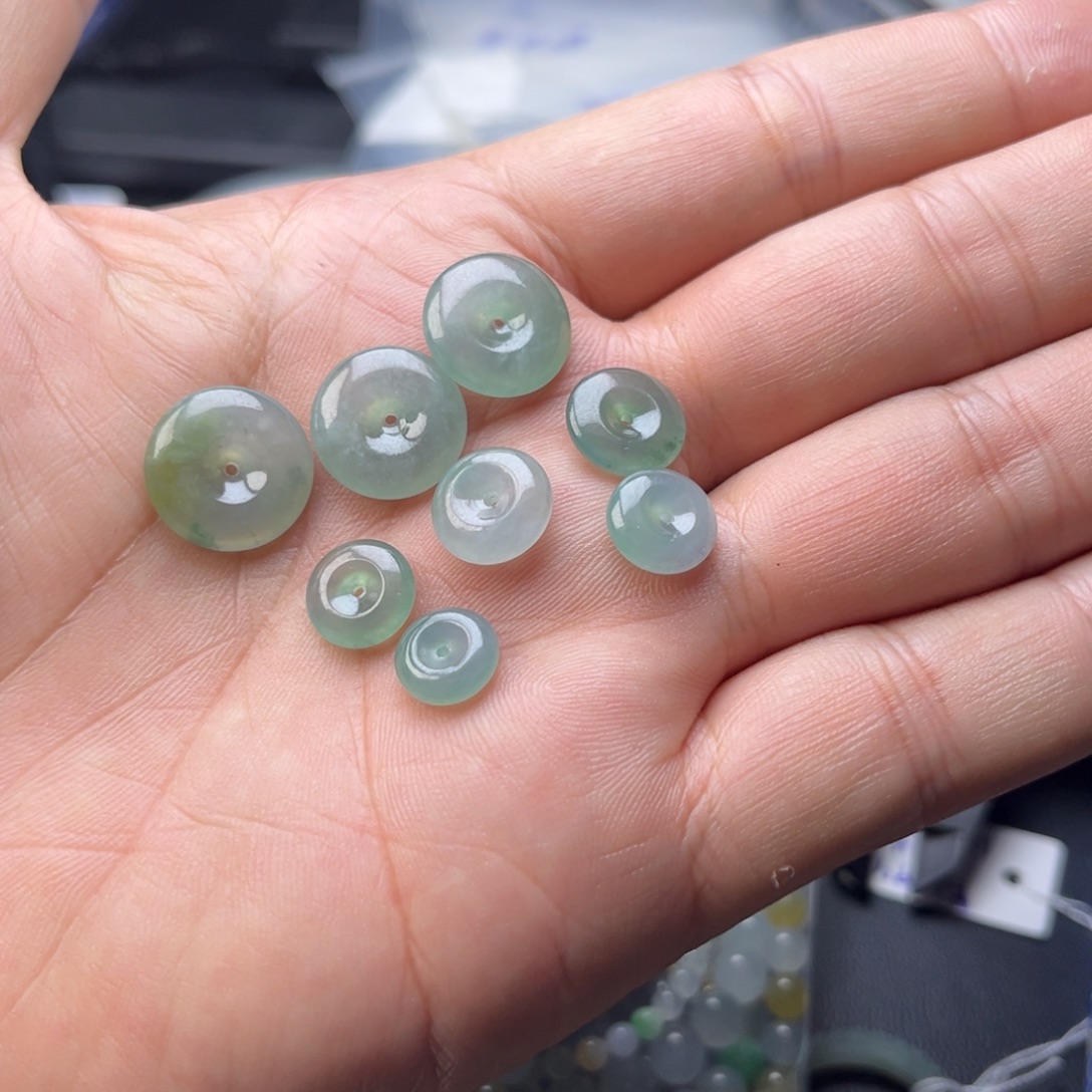 定制翡翠未镶嵌翡翠平安扣