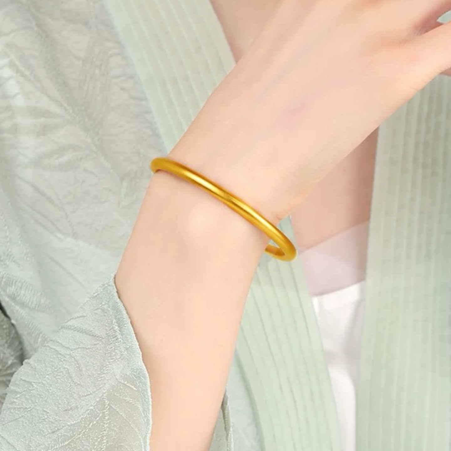 【顺丰包邮明天到家】素圈光面手镯古法工艺门店同款生日礼物首选高级感简约时尚百搭80-140斤适带12g铜合金