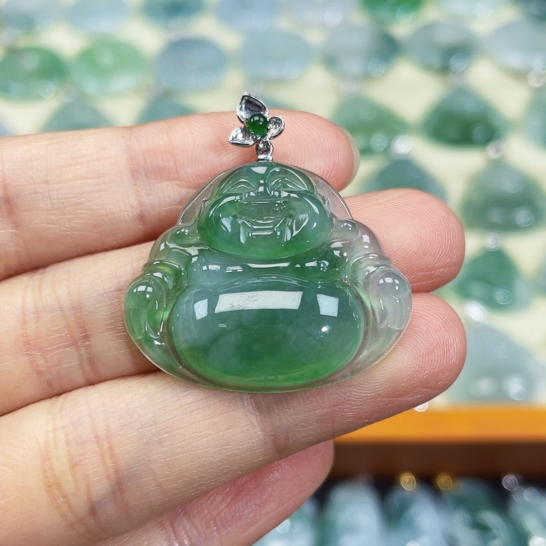 翡翠颈饰18K金镶嵌粒*吊坠