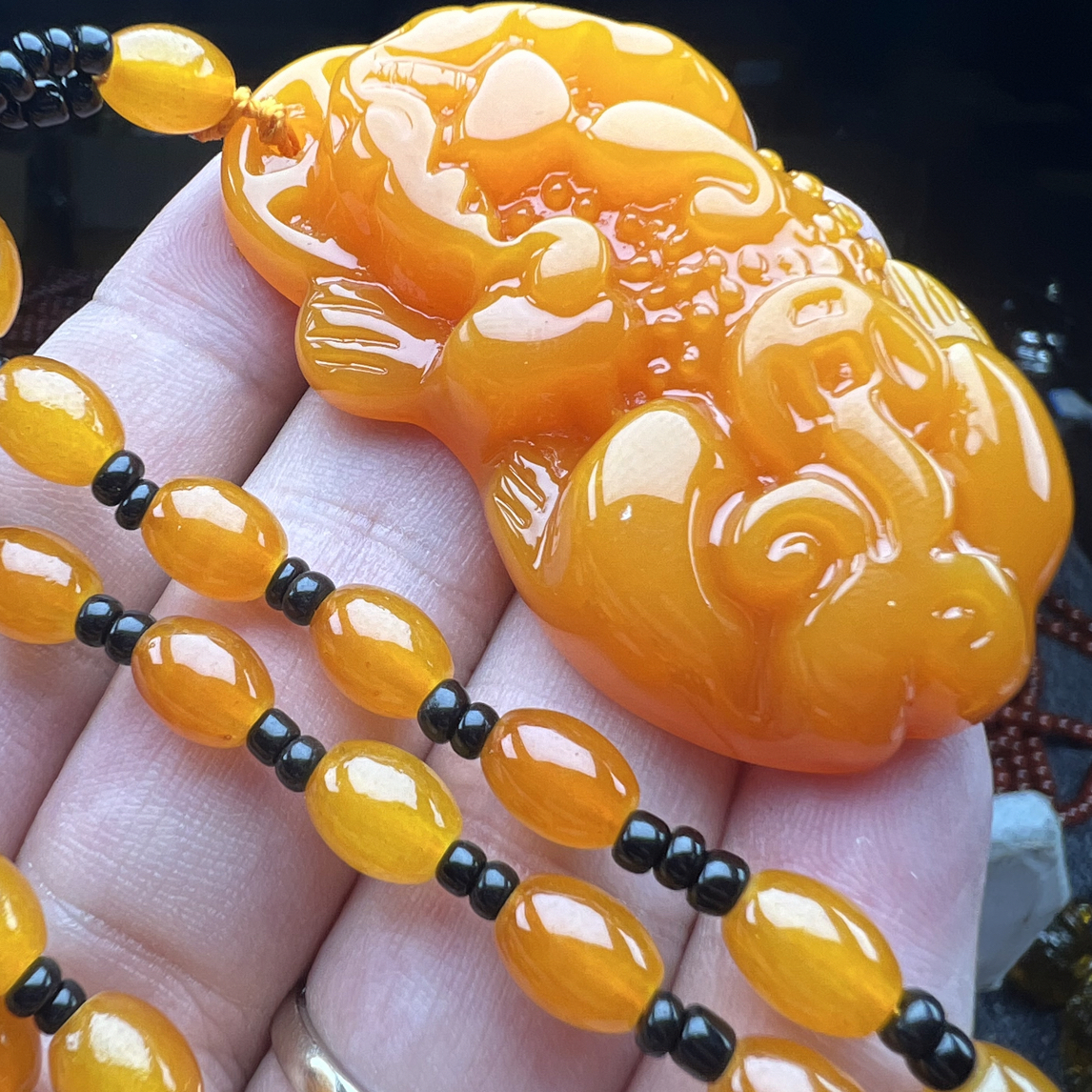 719黄色貔貅吊坠一套