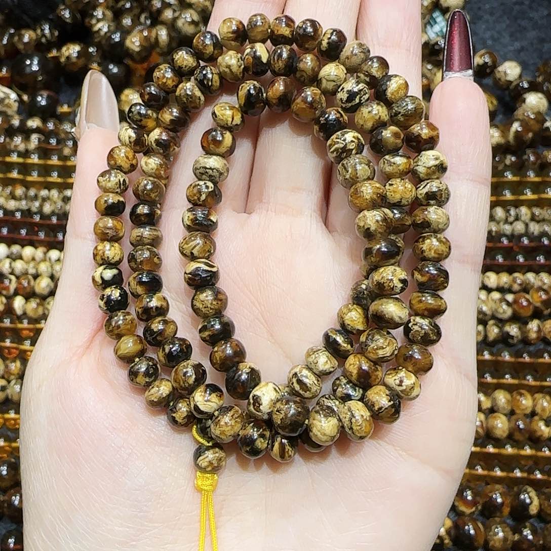 琥珀耳饰未镶嵌抚顺琥珀