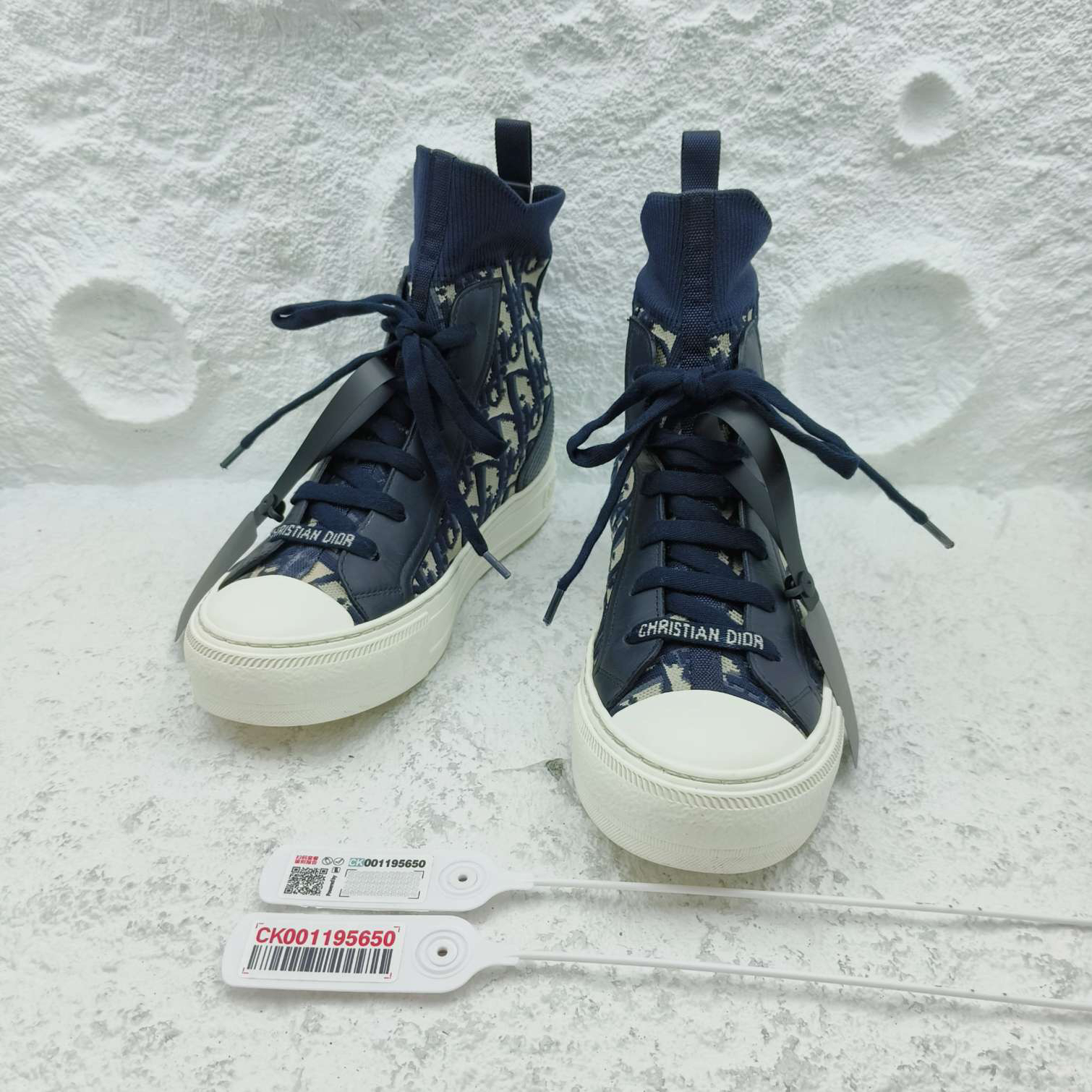 99新 DIOR/迪奥 36.5码/满印高帮板鞋/
