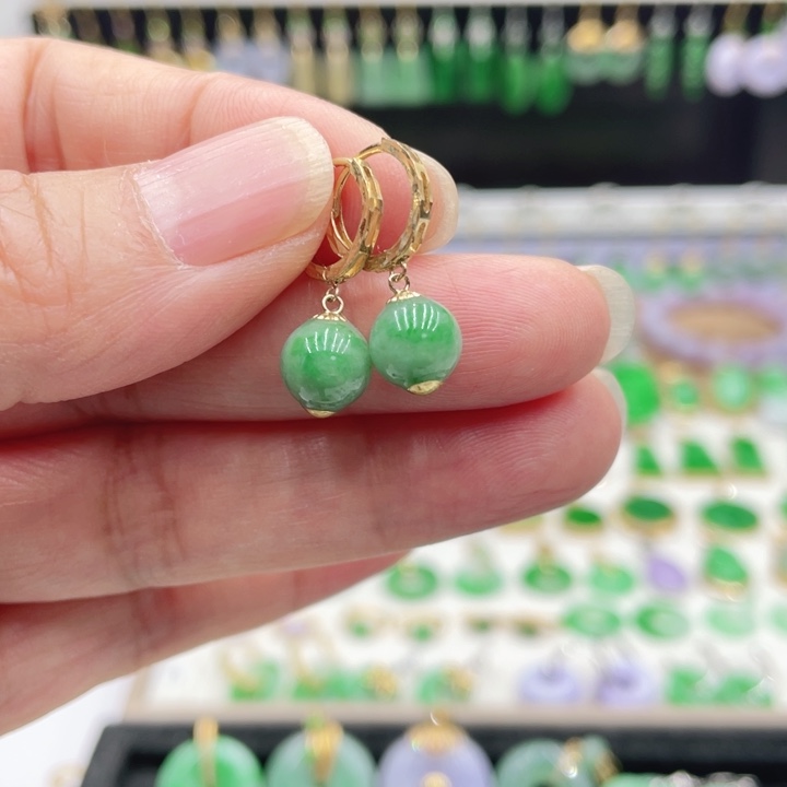 翡翠18K金镶嵌耳饰
