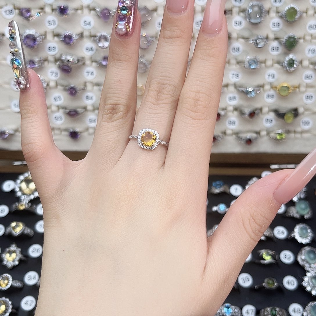 银S925镶嵌戒指石榴石