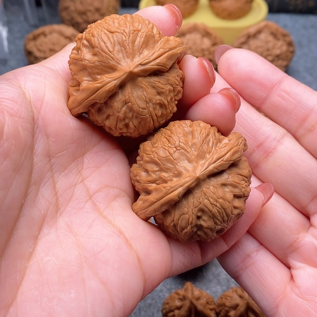 文玩核桃把件刘精品宫灯43.8全品