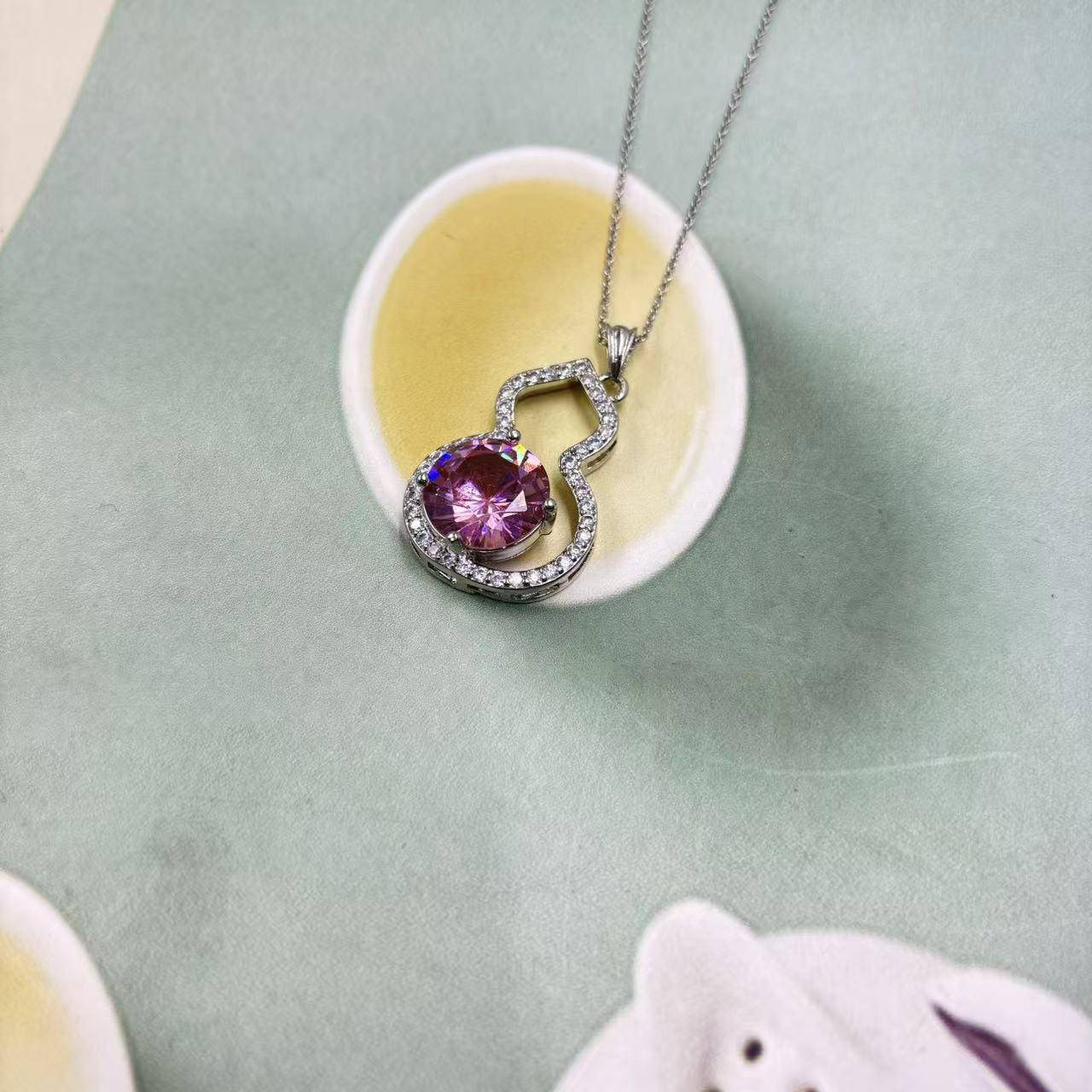  【高端定制】收藏级轻奢精致百搭吊坠ML10010318