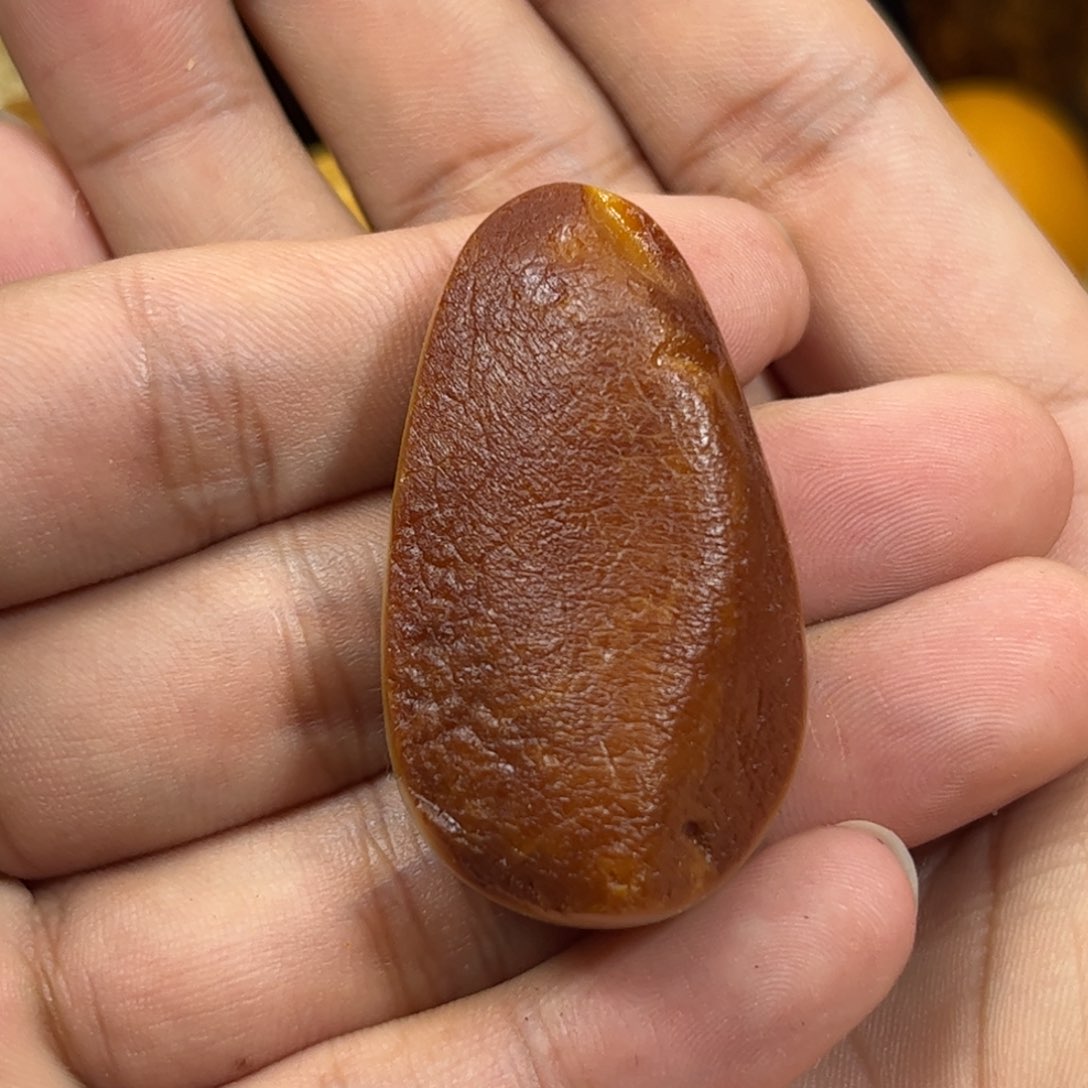 未镶嵌蜜蜡珠宝奇石