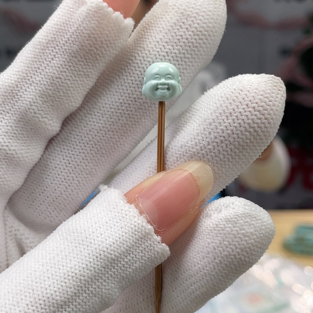 绿松石未镶嵌挂件