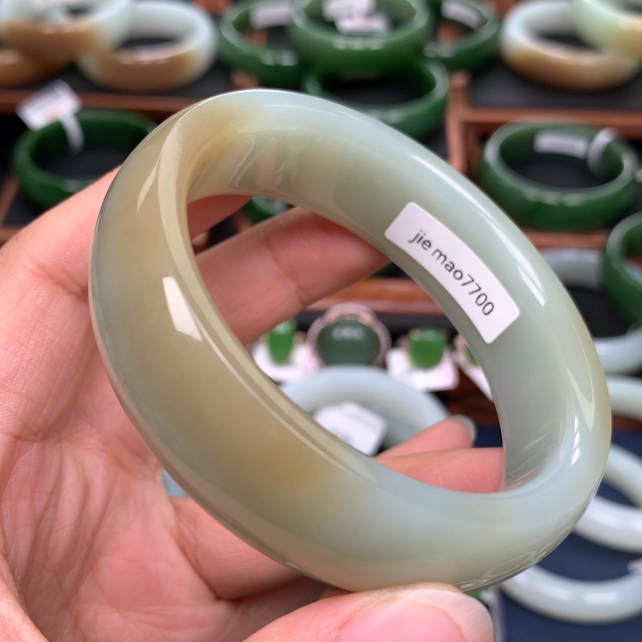 和田玉（糖玉）手镯未镶嵌58