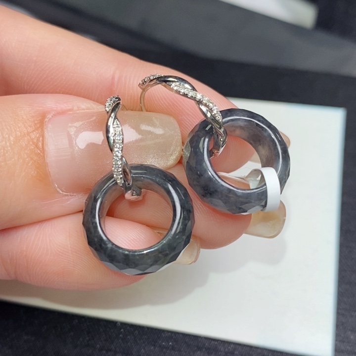 翡翠18K金镶嵌耳饰甜甜圈