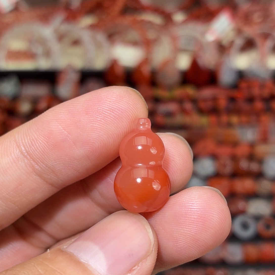 南红玛瑙未镶嵌颈饰胖葫芦1