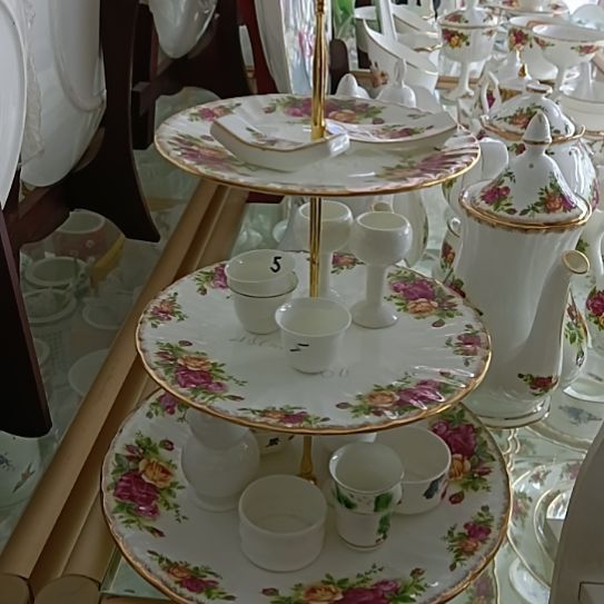 新疆西藏包邮玫瑰手工拍金三层蛋糕盘