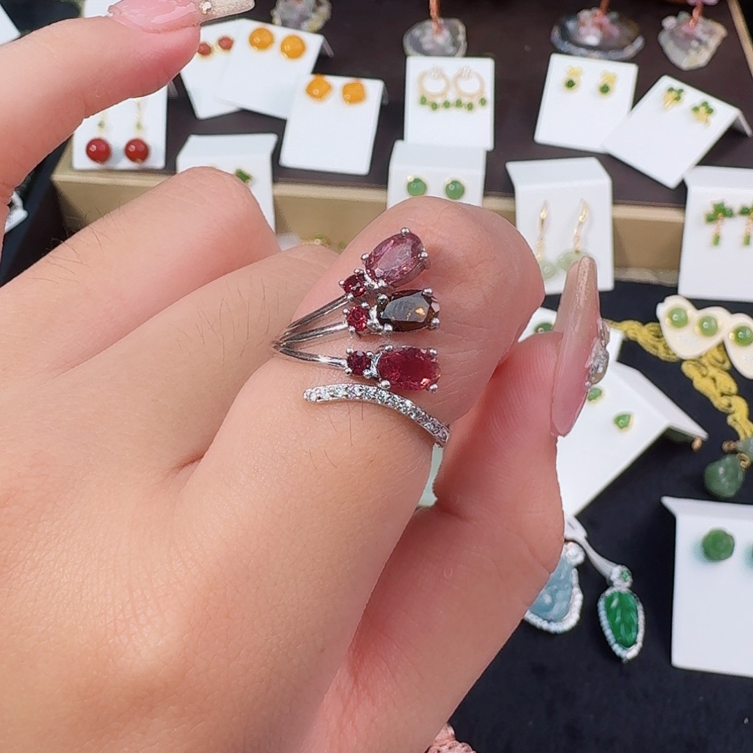 碧玺戒指银S925镶嵌孔雀款