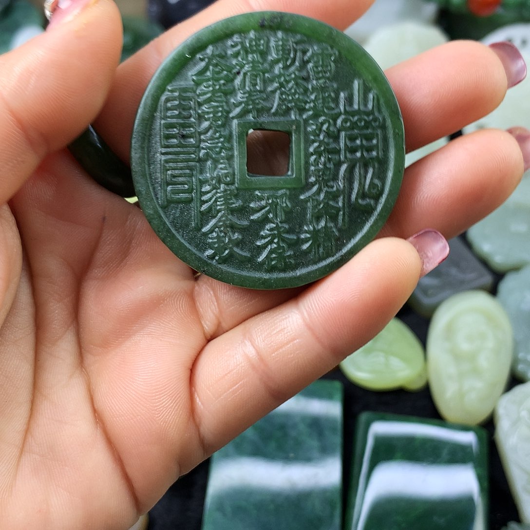 和田玉（糖玉）未镶嵌珠宝半成品