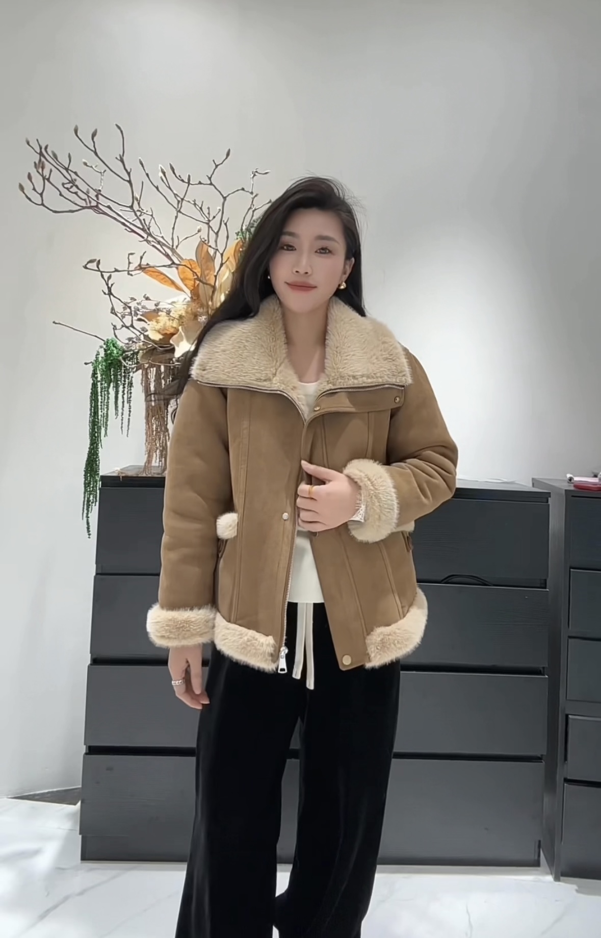 102翻领皮毛一体加绒加厚外套冬季超火百搭好看高级感公主貂外套