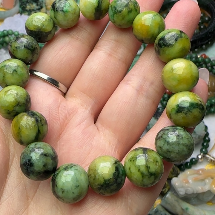 夏****翡翠未镶嵌颈饰天然A货