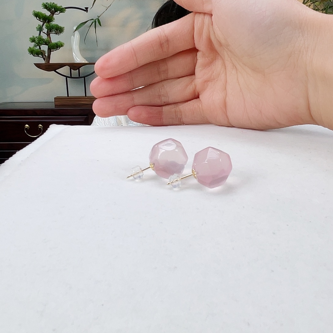 水晶耳饰18K金镶嵌水晶耳饰18k金