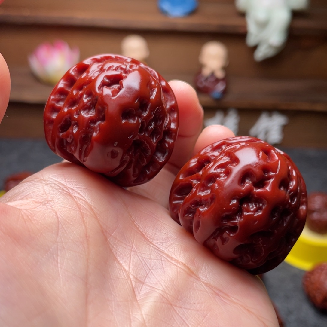 时***西文玩核桃吊坠文玩核桃 手把件 百年 36