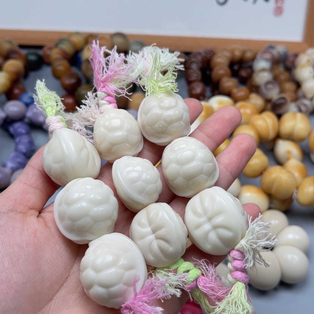 吊坠菩提根/象牙果T29富甲22-25瑕疵一串随机