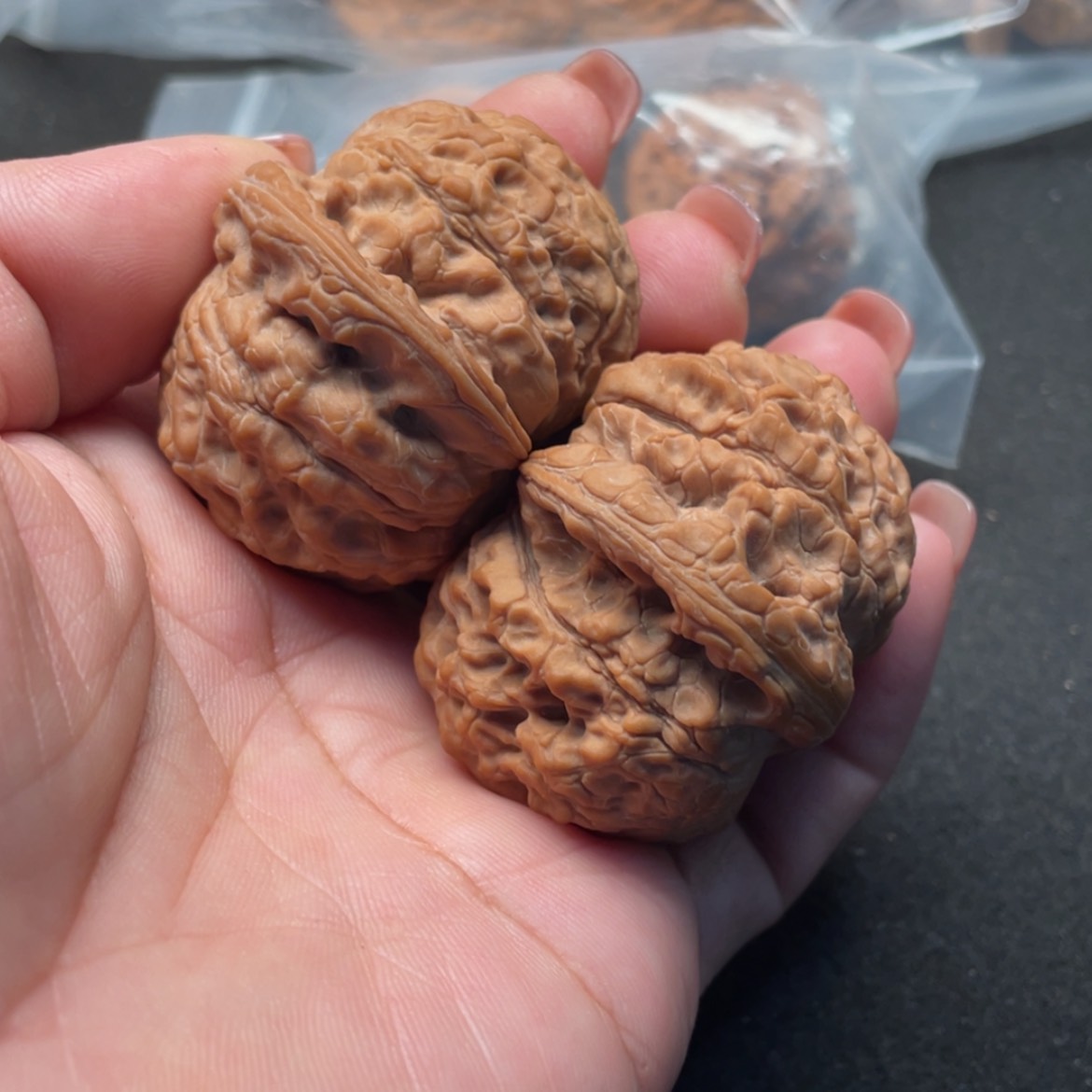 【闪购商品】文玩核桃把件余***性血麒麟44