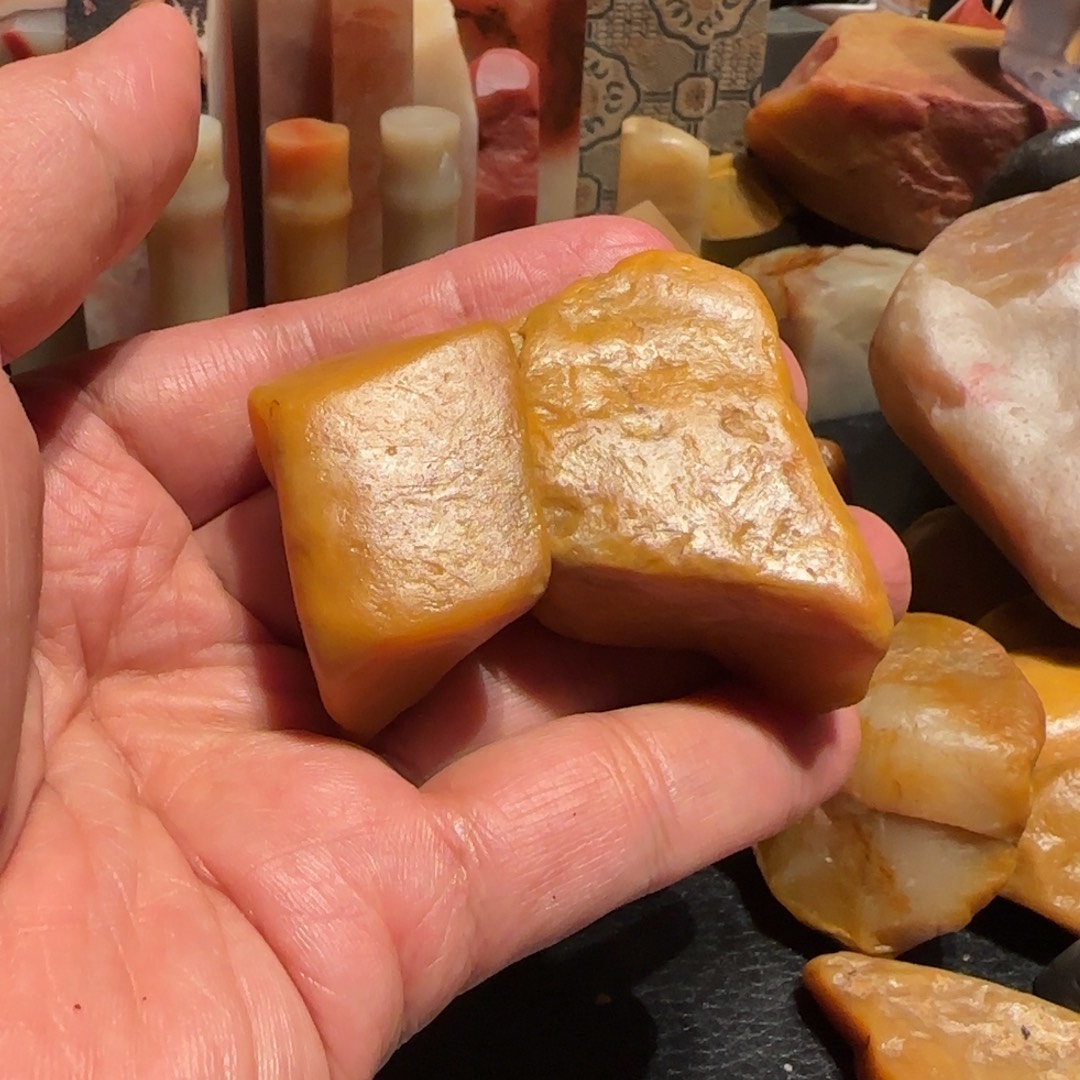 静***流老挝石田黄．．．．．．．．