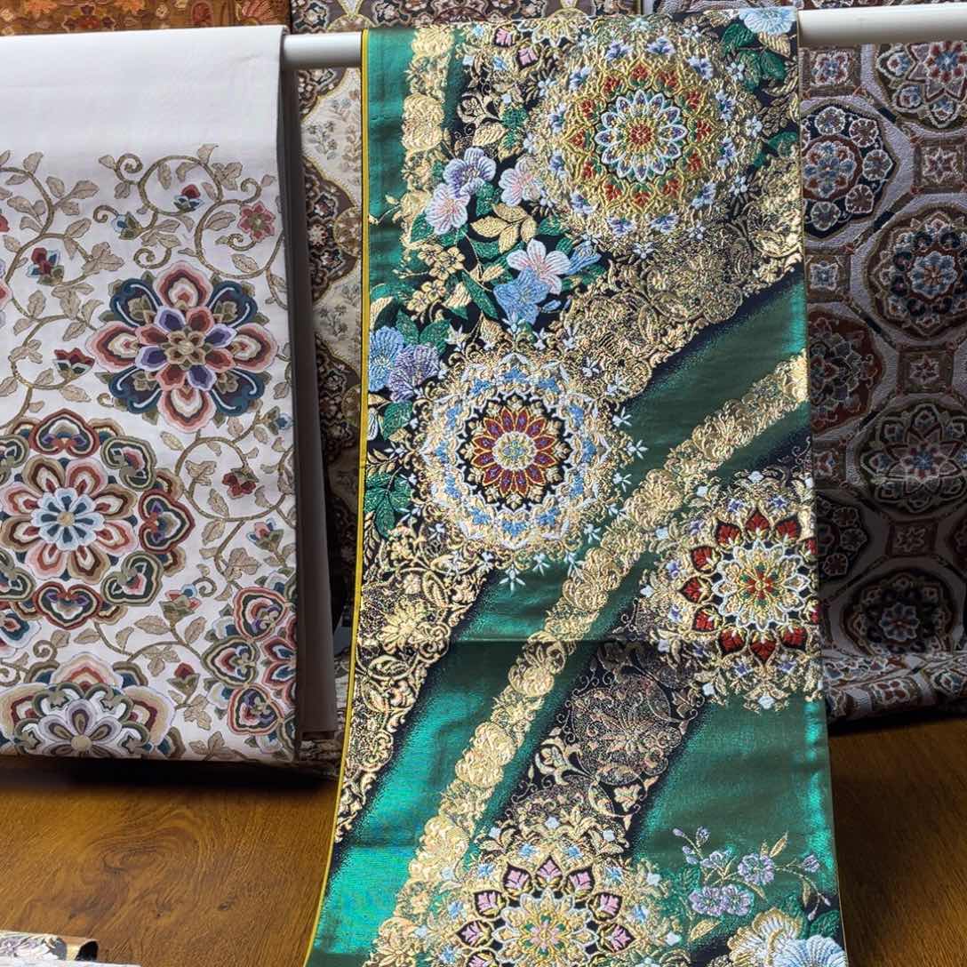 织绣彩金彩金彩金