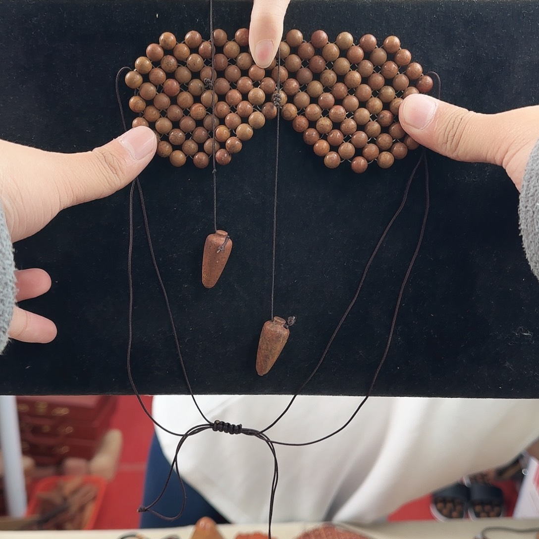 泗水砭石精品手编眼罩颗颗精挑（搭配耳塞）