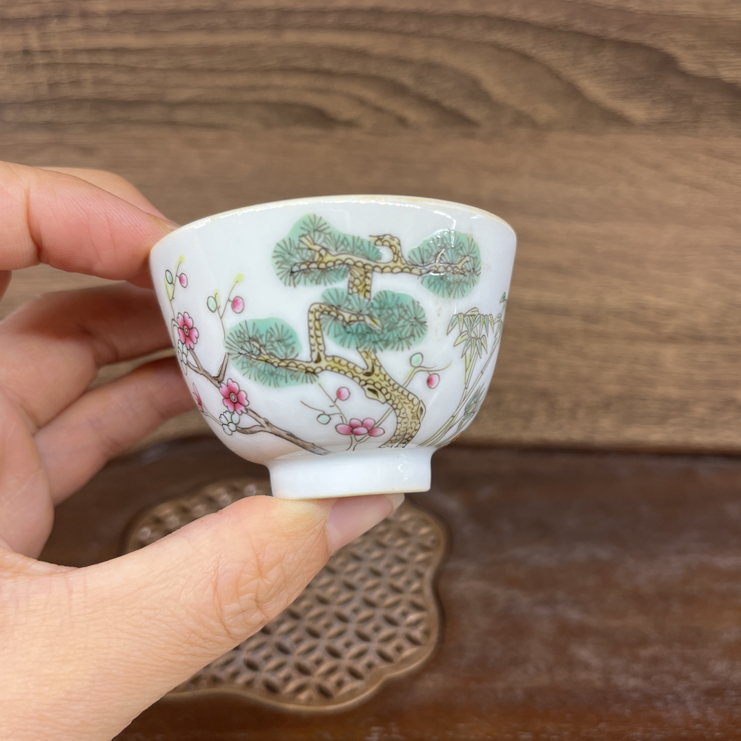 手绘松竹梅陶瓷品茗杯功夫茶具50cc茶杯
